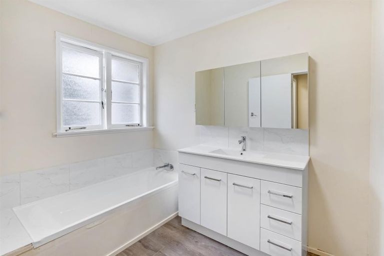 Photo of property in 39b Takanini Road, Takanini, 2112