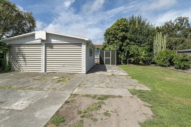 Photo of property in 16 Kerrs Road, Linwood, Christchurch, 8062