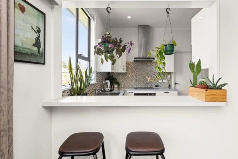 Photo of property in 900 Duke Street, Mahora, Hastings, 4120