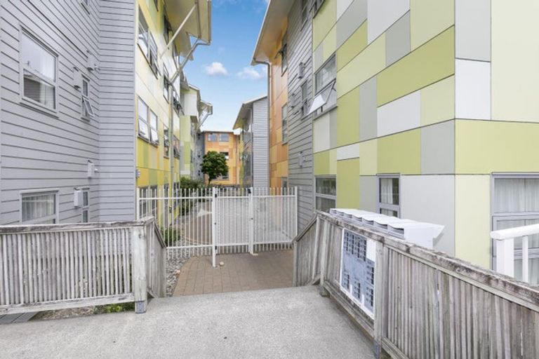 Photo of property in Drummond Street Flats, 19u1 Drummond Street, Mount Cook, Wellington, 6021
