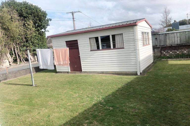 Photo of property in 41 Morris Road, Hillcrest, Hamilton, 3216
