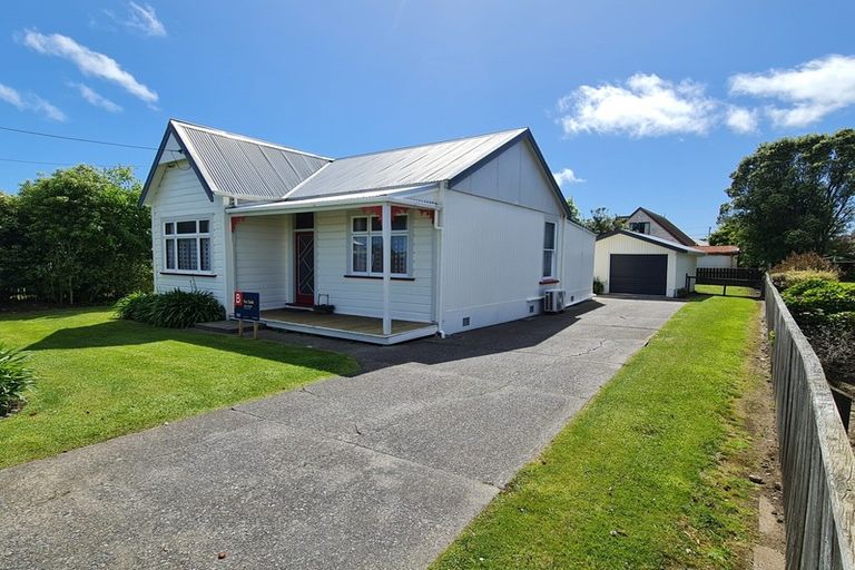 Photo of property in 41 Queen Street, Westport, 7825