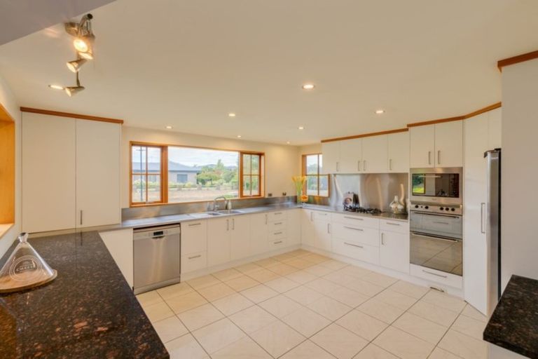 Photo of property in 9 Stonebridge Way, Prebbleton, 7604