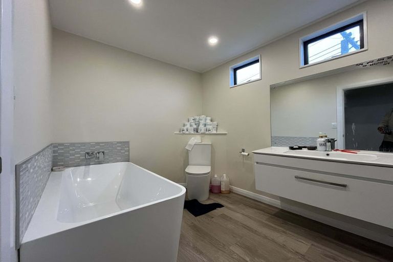 Photo of property in 199a Knights Road, Hutt Central, Lower Hutt, 5011