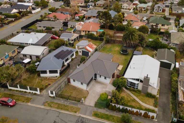 Photo of property in 5 Royalist Avenue, North New Brighton, Christchurch, 8083