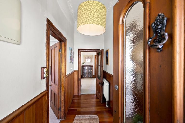 Photo of property in 8 Tainui Terrace, Mount Cook, Wellington, 6021