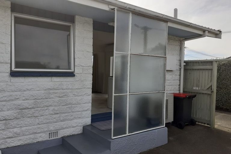 Photo of property in 2/20 Prossers Road, Saint Martins, Christchurch, 8022