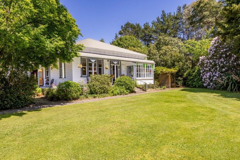 Photo of property in 5 Sydney Street, Takapau, 4203