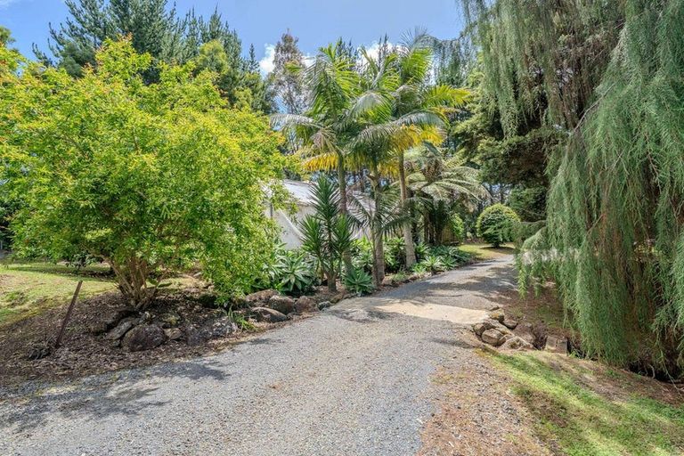 Photo of property in 121c Waimate North Road, Kerikeri, 0293