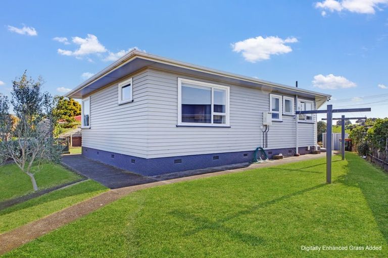 Photo of property in 191 Omata Road, Blagdon, New Plymouth, 4310
