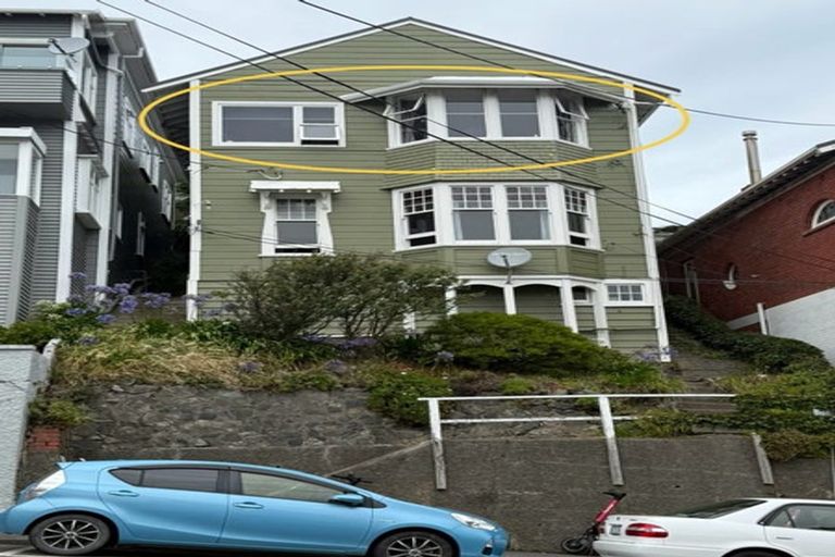 Photo of property in 66 Hawker Street, Mount Victoria, Wellington, 6011