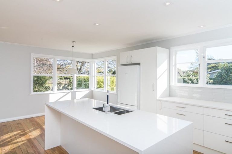 Photo of property in 3 Koromiko Road, Waikanae, 5036