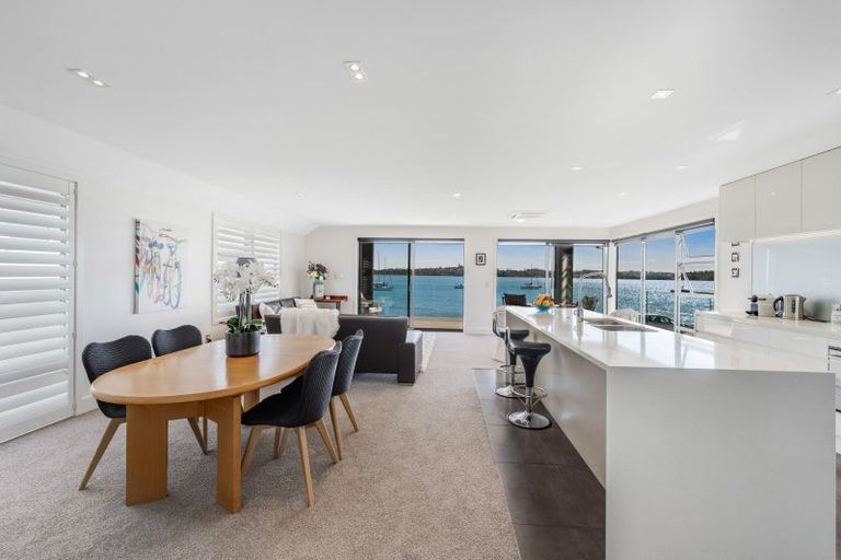 Photo of property in 8a The Parade, Bucklands Beach, Auckland, 2012