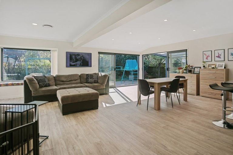Photo of property in 11 Belmont Rise, Katikati, 3129