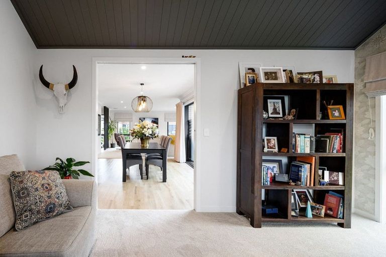 Photo of property in 14 Ruge Court, Cambridge, 3434