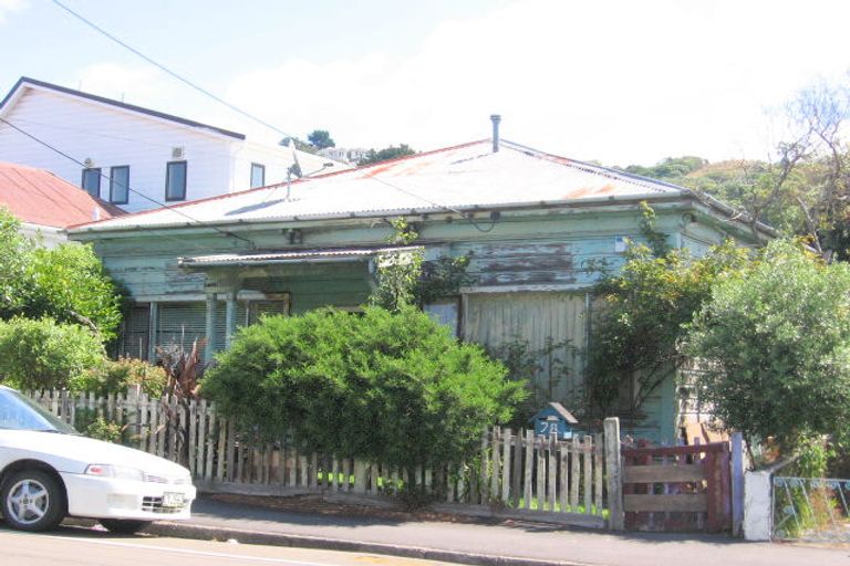 Photo of property in 78 Wallace Street, Mount Cook, Wellington, 6021