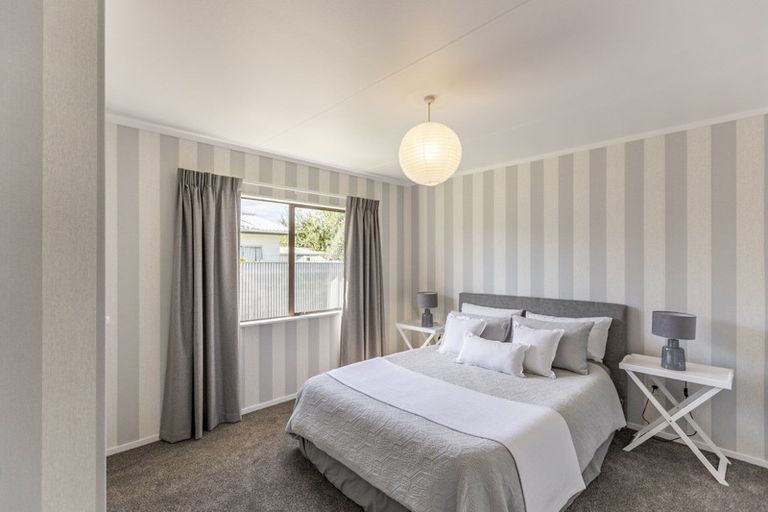 Photo of property in 19 Porritt Place, Waipukurau, 4200