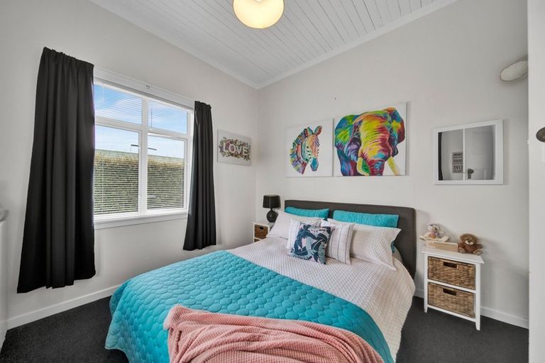 Photo of property in 128 Miranda Street, Stratford, 4332