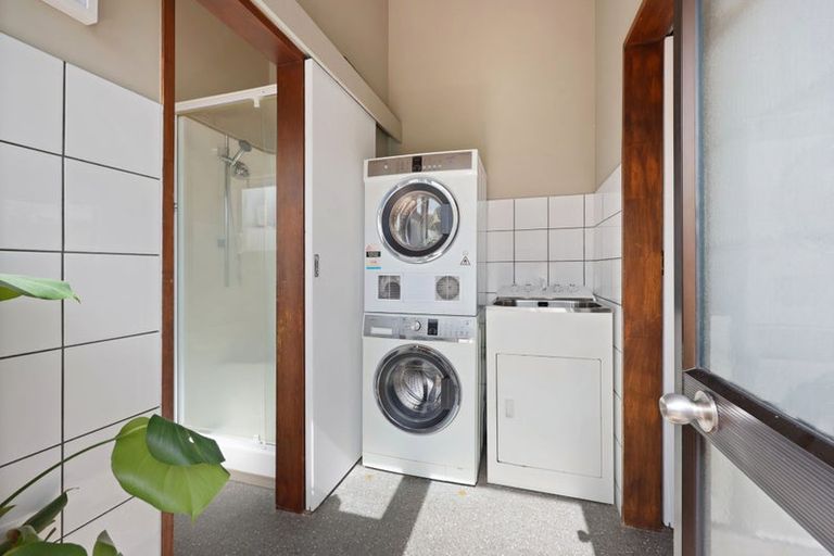 Photo of property in 2/11 Hosking Place, Clarks Beach, 2122