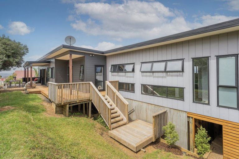 Photo of property in 13 Miro Place, Whitianga, 3510
