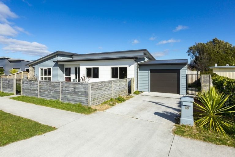 Photo of property in 69 Merton Street, Trentham, Upper Hutt, 5018
