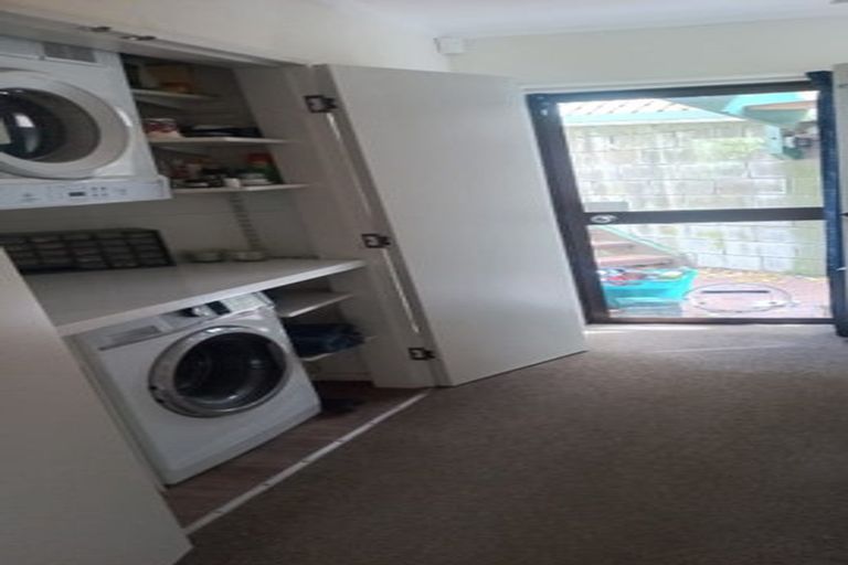 Photo of property in 53 Hankey Street, Mount Cook, Wellington, 6011