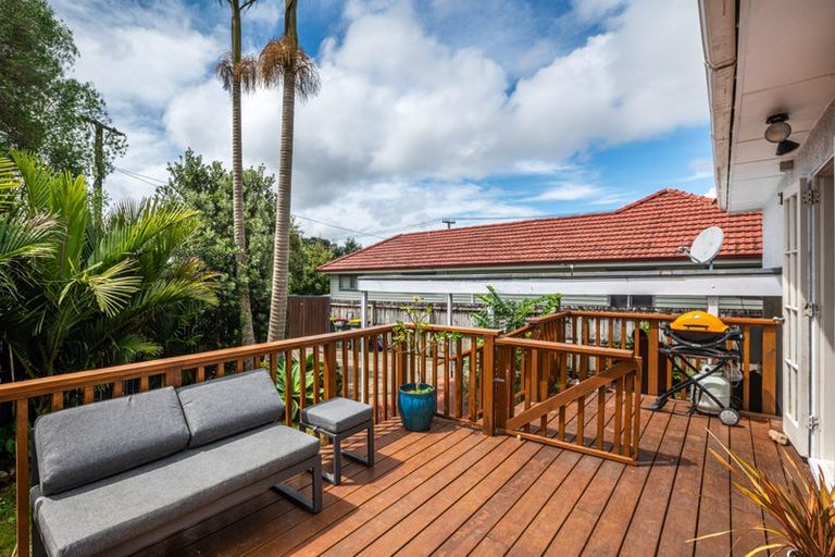 Photo of property in 2/66 Miller Road, Mangere Bridge, Auckland, 2022