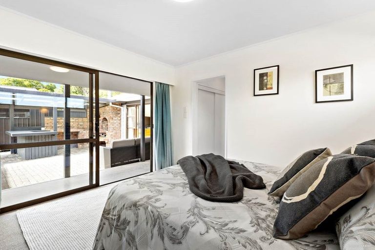 Photo of property in 14 Bannerman Road, Morningside, Auckland, 1022