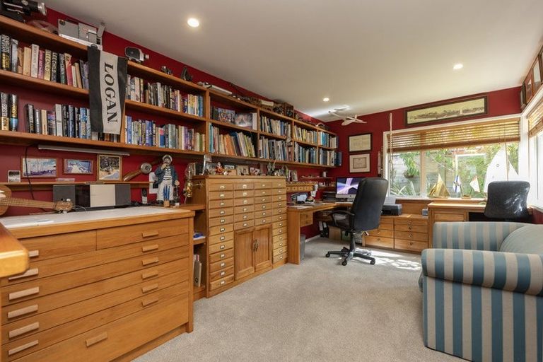 Photo of property in 64 Pohutukawa Parade, Riverhead, 0820