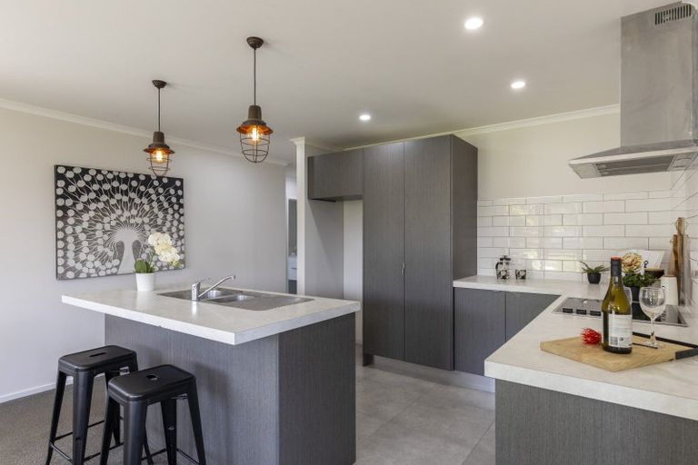 Photo of property in 37 Cyrus Street, Whalers Gate, New Plymouth, 4310