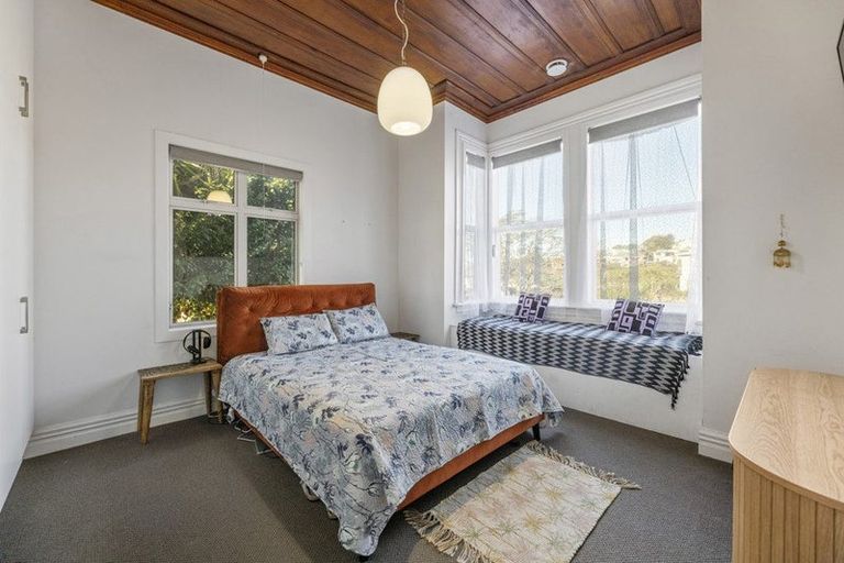 Photo of property in 39 Argyle Street, Mornington, Dunedin, 9011