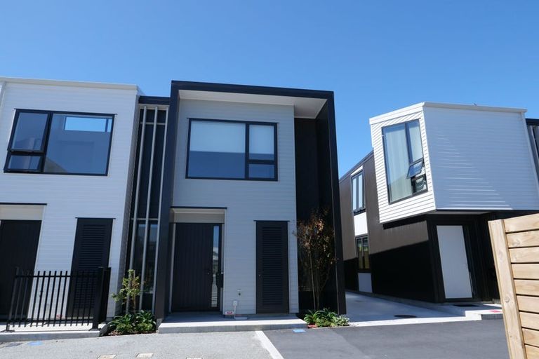 Photo of property in 35 Houhere Street, Paraparaumu, 5032