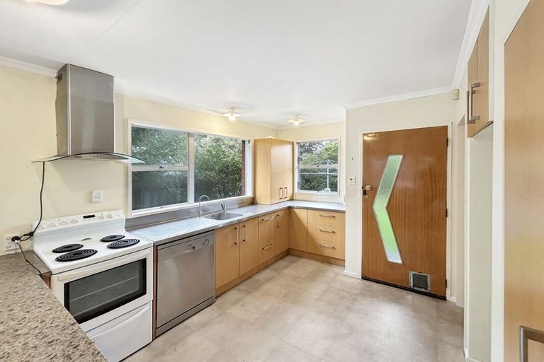 Photo of property in 53 Abraham Crescent, Milson, Palmerston North, 4414