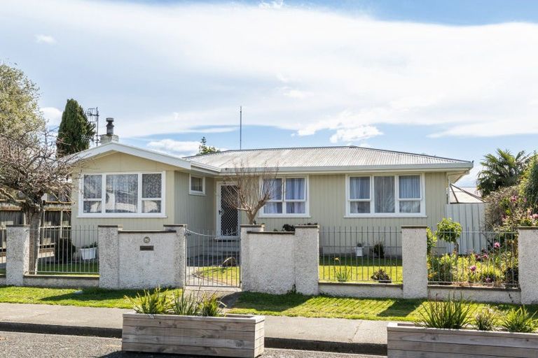 Photo of property in 5 Whitby Crescent, Flaxmere, Hastings, 4120