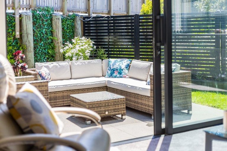 Photo of property in 2 Skysail Lane, Whitby, Porirua, 5024