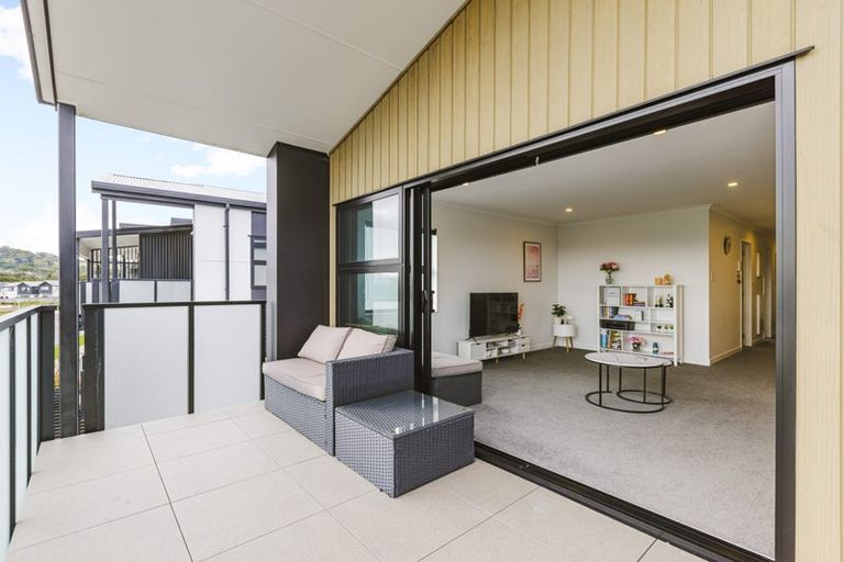 Photo of property in 304/26 Shortfin Place, Flat Bush, Auckland, 2019
