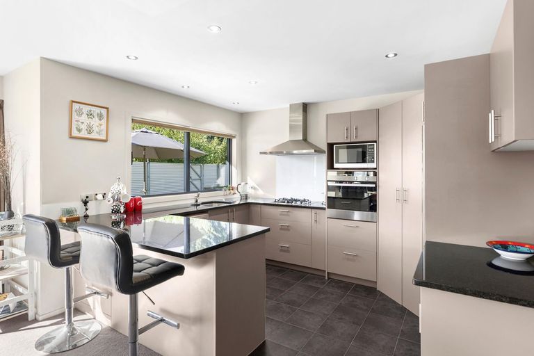 Photo of property in 1 Coromandel Street, Wanaka, 9305