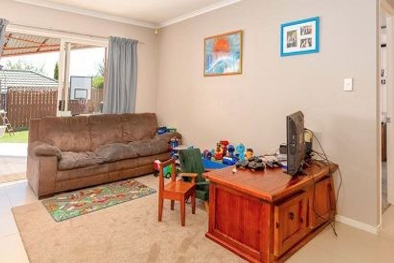 Photo of property in 9 Isabella Drive, Pukekohe, 2120