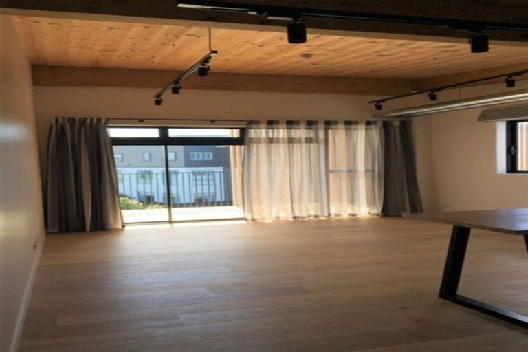 Photo of property in 12/167 Hobsonville Point Road, Hobsonville, Auckland, 0616