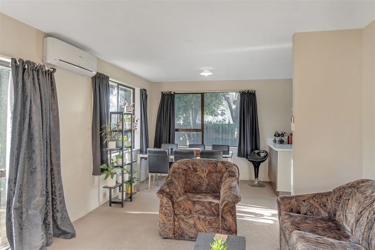 Photo of property in 2/9a Kissel Street, Templeton, Christchurch, 8042