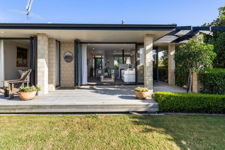 Photo of property in 44 Grace James Road, Pukekohe, 2120