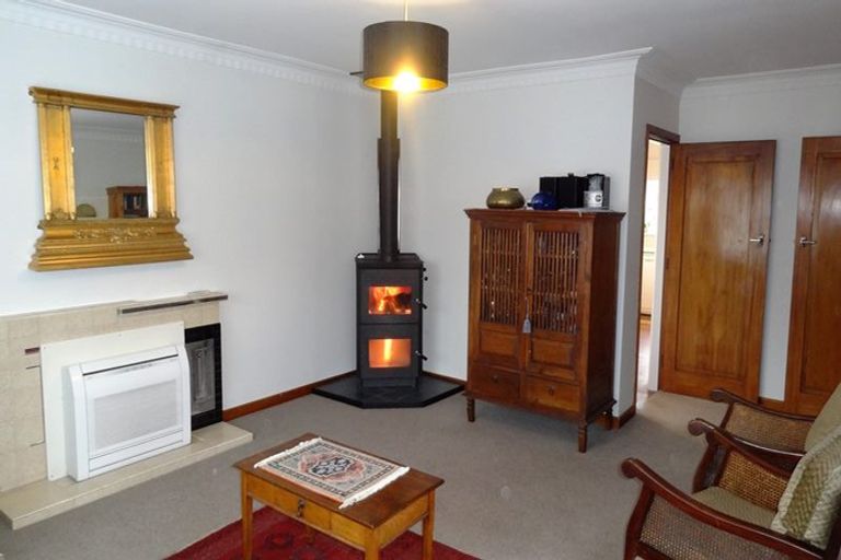 Photo of property in 7 Claxton Place, Saint Martins, Christchurch, 8022