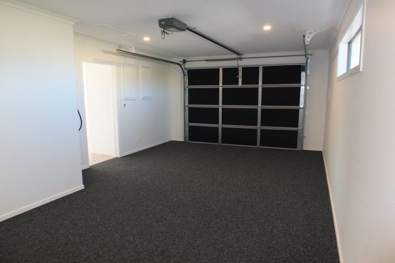 Photo of property in 50 Pratt Avenue, Foxton Beach, Foxton, 4815