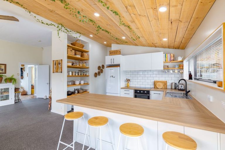 Photo of property in 24 Radley Street, Woolston, Christchurch, 8023