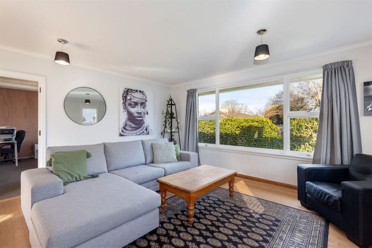 Photo of property in 1/1 Ketton Place, St Albans, Christchurch, 8052