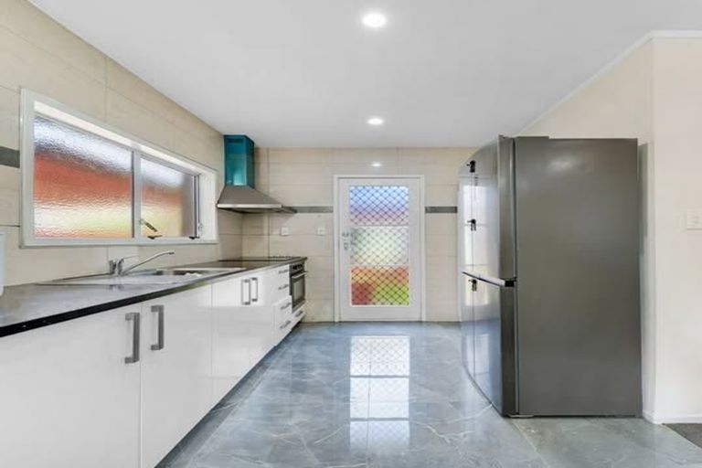 Photo of property in 2/6 King Street, Papatoetoe, Auckland, 2104