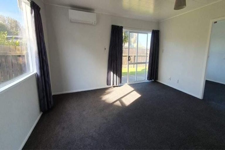 Photo of property in 27b Karewa Street, Castlecliff, Whanganui, 4501