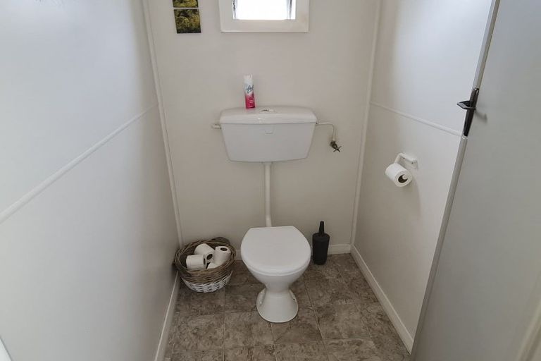 Photo of property in 150 Queen Street, Westport, 7825