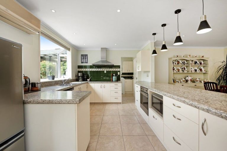 Photo of property in 120 Te Waka Road, Te Horo, Otaki, 5581