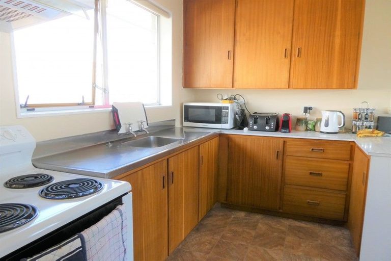 Photo of property in 2 Howitt Place, Hokitika, 7810